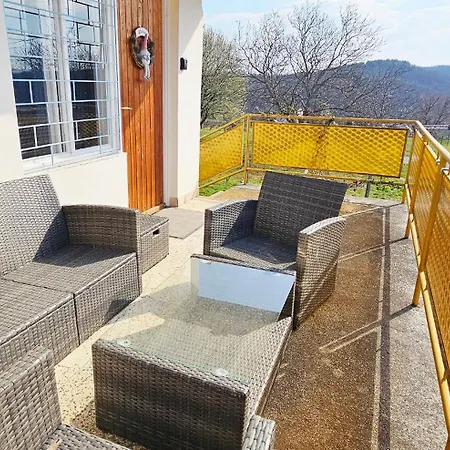 Oscar Πανσιόν Rezi